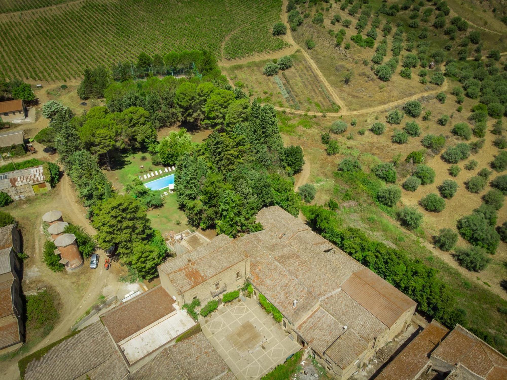 Agriturismo Feudo Tudia Landro Bagian luar foto
